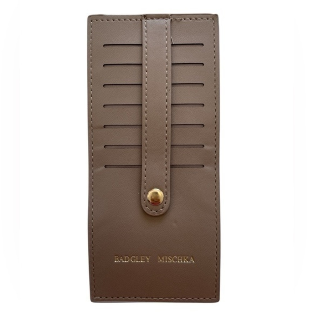 Badgley Mischka Taupe 7 Card Holder